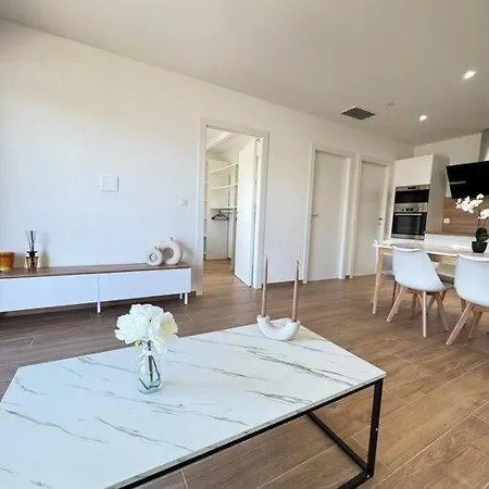 Superbe Neuf 2 Apartamento Furiani